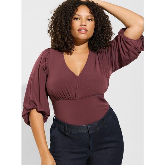torrid Tops - NWT Torrid Studio Knit V-Neck Quarter Sleeve Shirred Sassafras Top Plus Size 4X